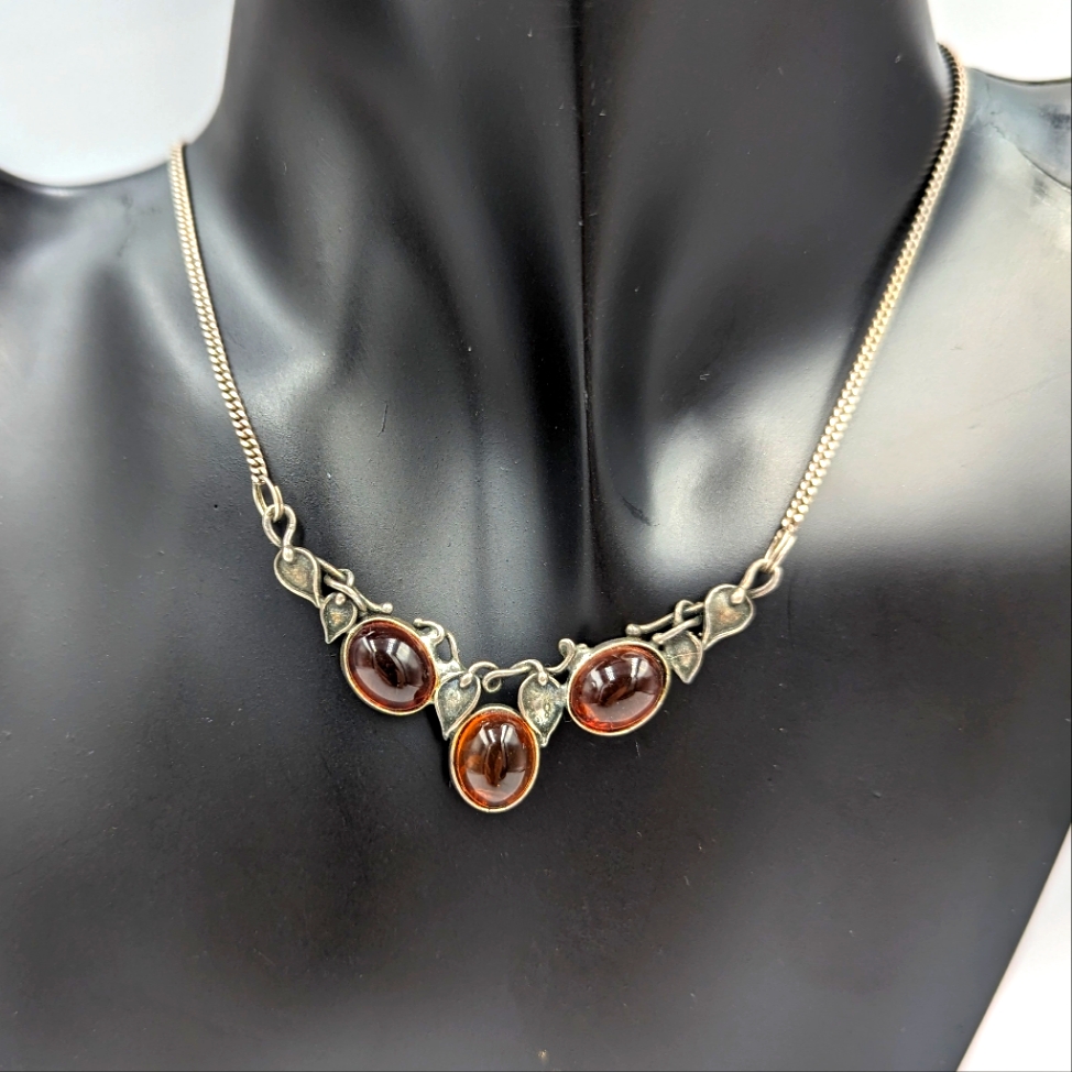 Elegant Cogniak Color Baltic Amber Sterling 925 Art Nouveau Style Necklace 20